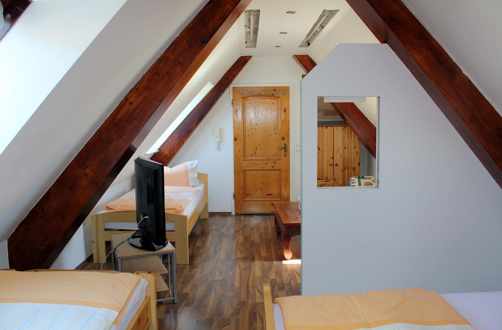 Pension La Cascina Tuttlingen Exterior foto